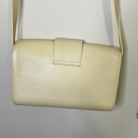 Yves Saint Laurent Vintage Cream Leather Bag - Picture 8 of 13